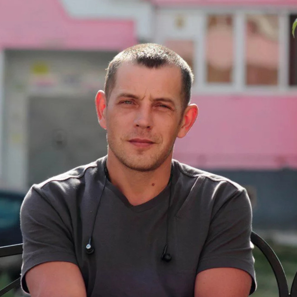 Vadim R.